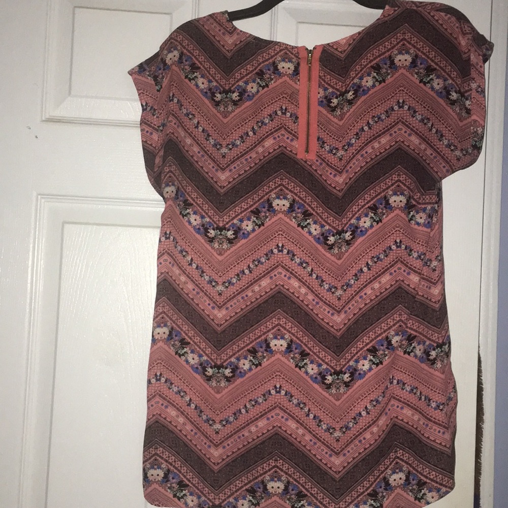 Pink blouse - Picture 2 of 2
